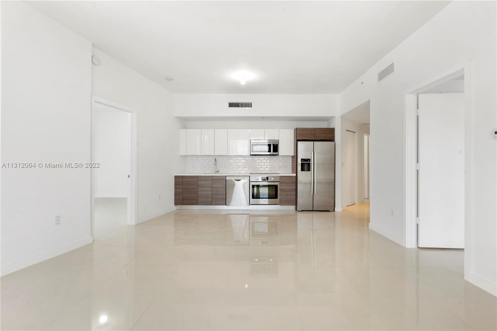 1010 SW 2nd Ave # 2004