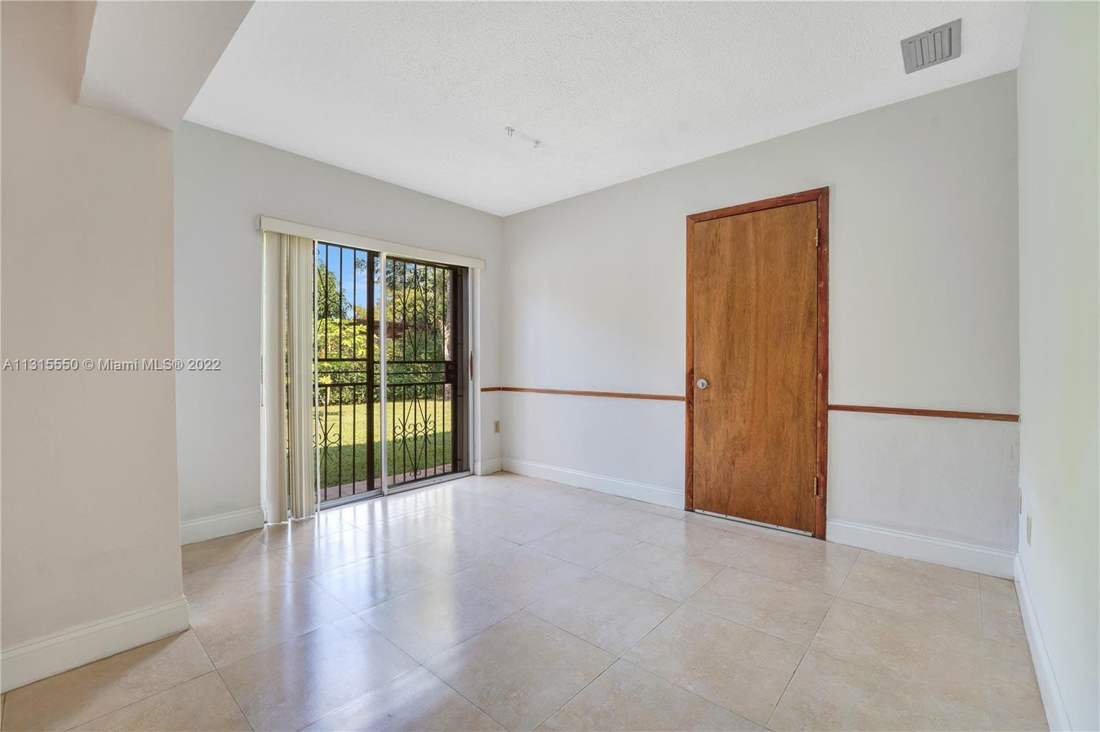 2021 SW 100th Ave