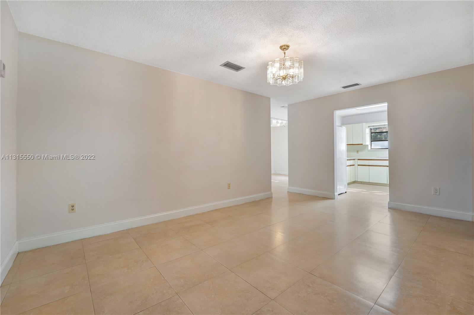 2021 SW 100th Ave