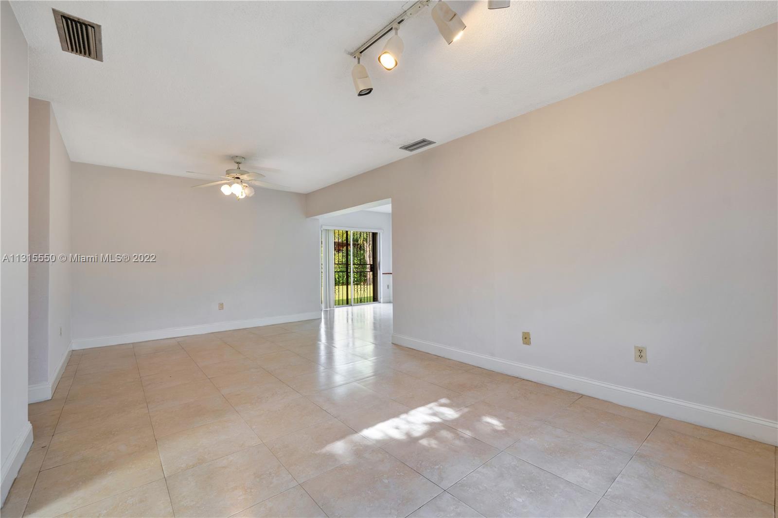 2021 SW 100th Ave