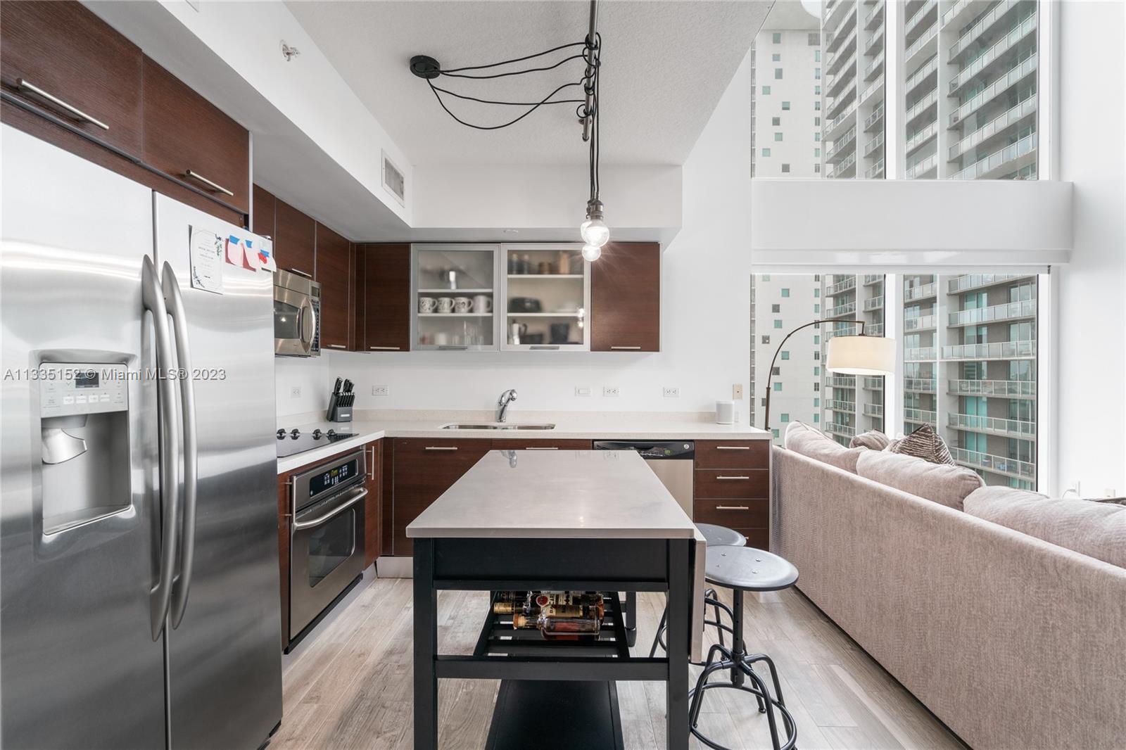 41 SE 5th St # 1302
