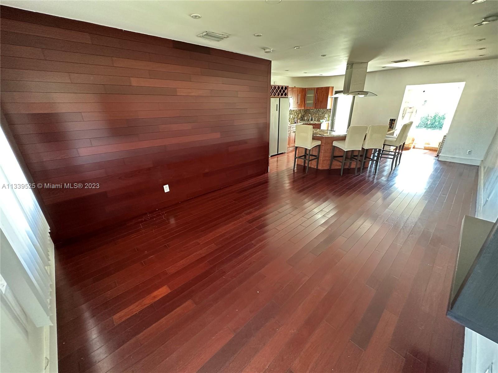 3800 NW 12th St Unit: main