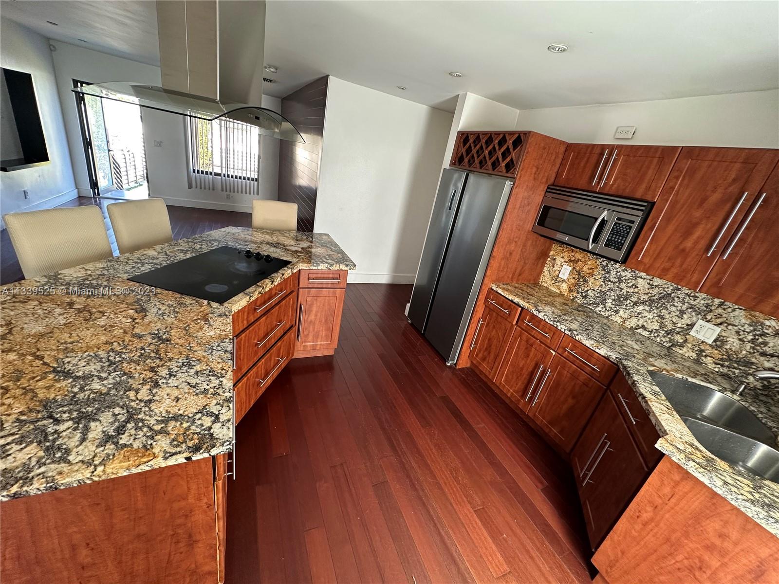 3800 NW 12th St Unit: main