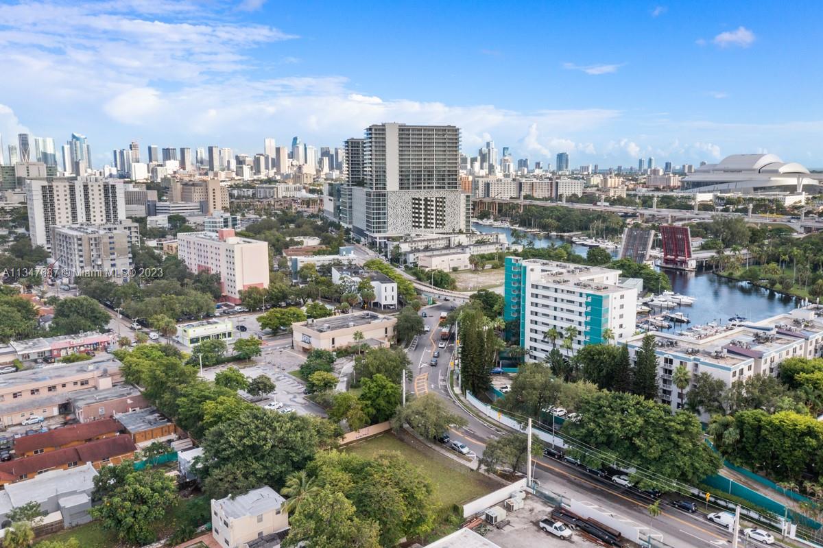 1700 NW N River Drive # 1004