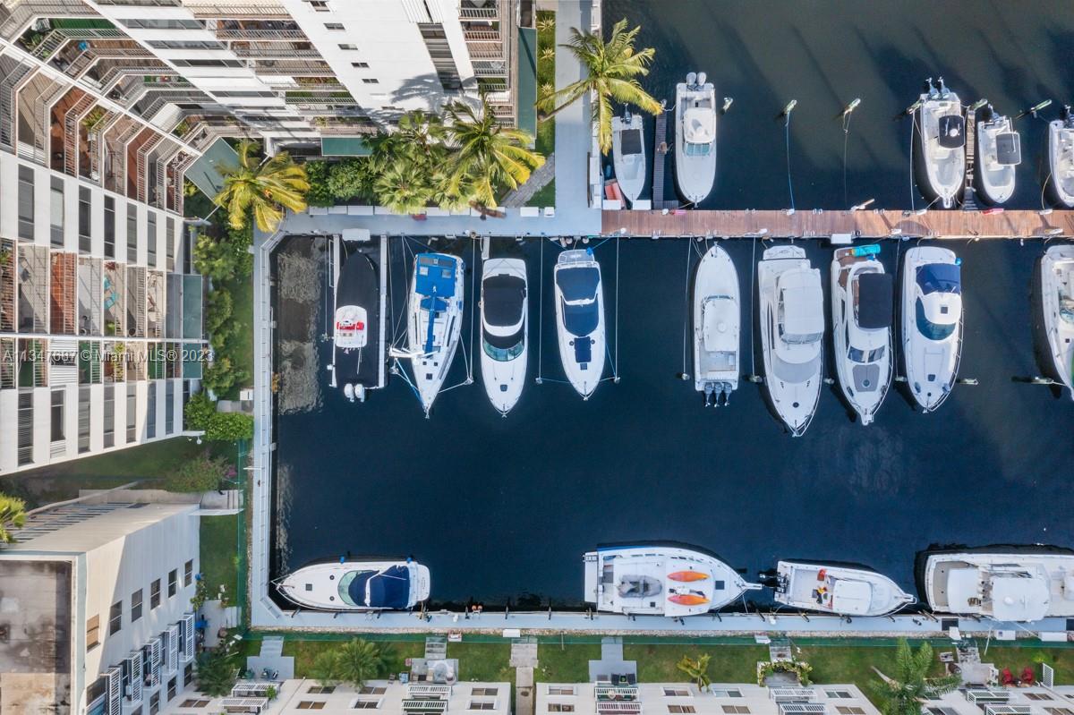 1700 NW N River Drive # 1004