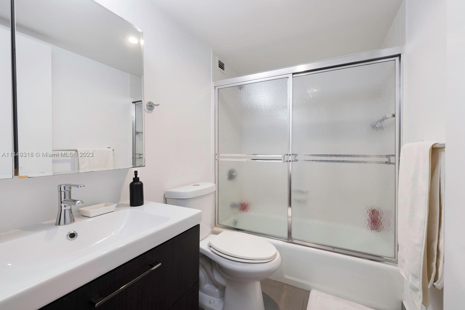 1901 Brickell Ave # B1913