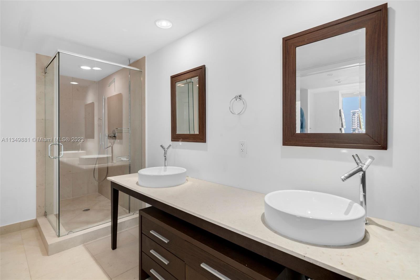 495 Brickell Ave # 1102