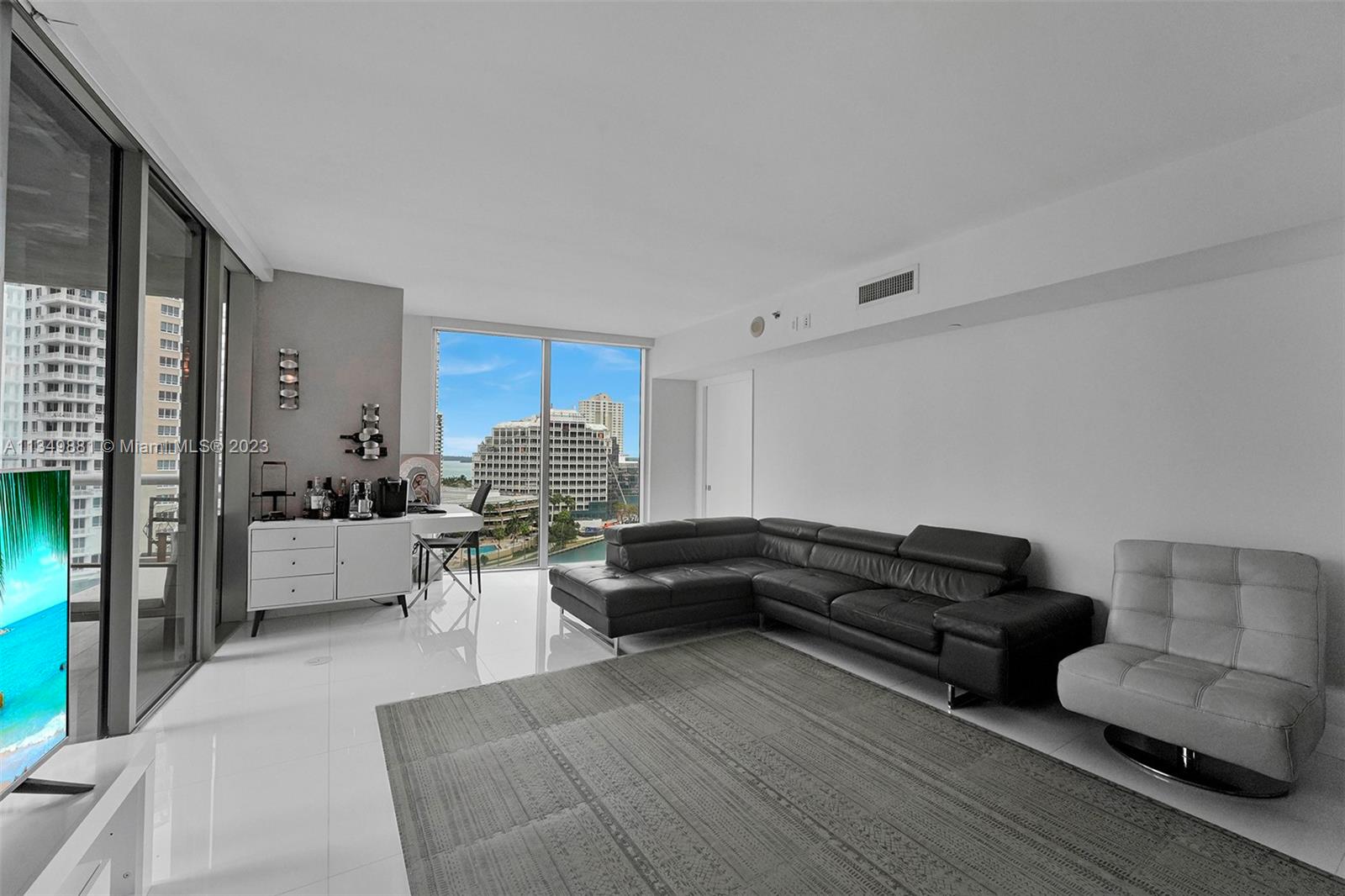 495 Brickell Ave # 1102