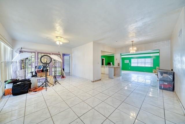 1000 NW 182nd St