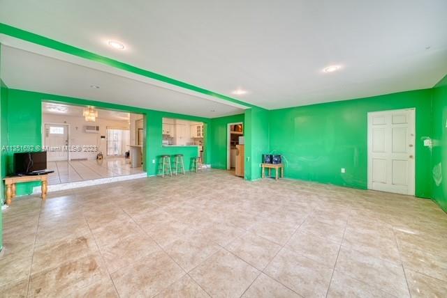 1000 NW 182nd St
