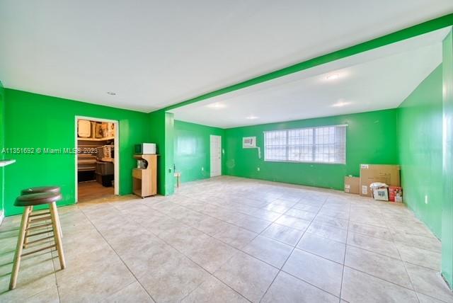 1000 NW 182nd St