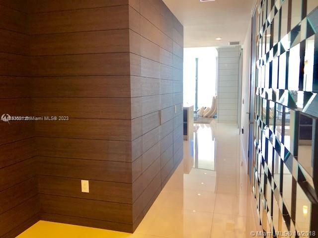 1100 Biscayne Blvd # 4903