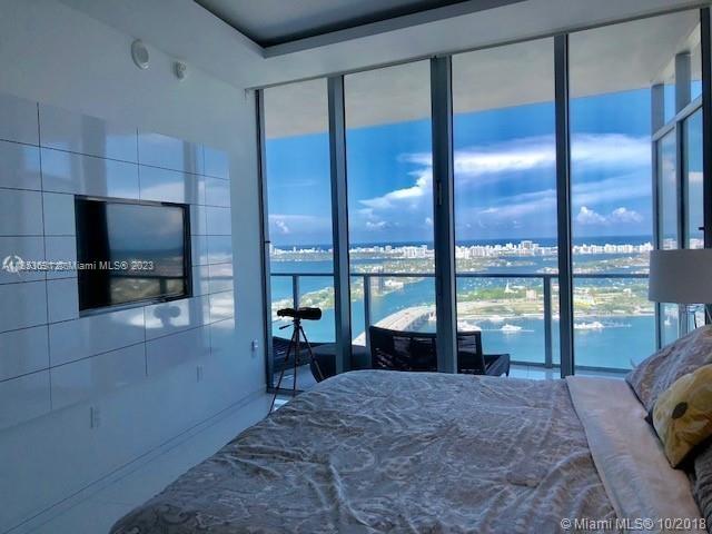 1100 Biscayne Blvd # 4903