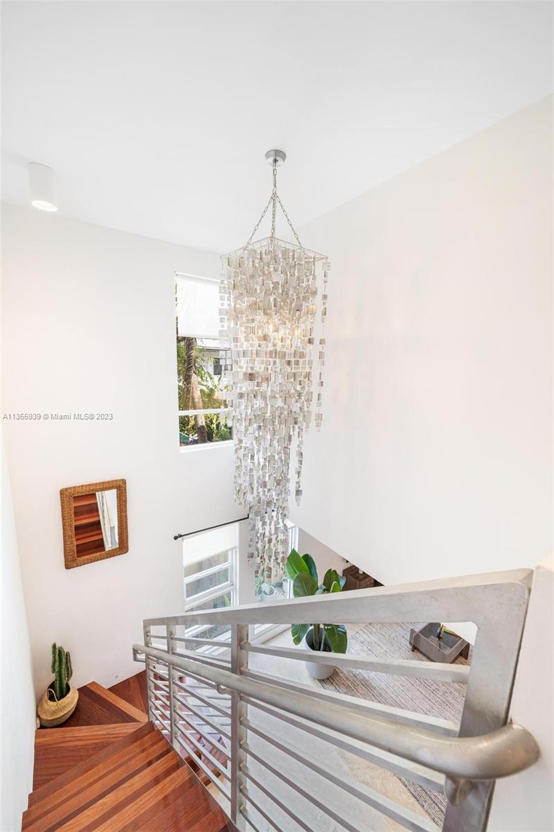 1545 Jefferson Ave # 106