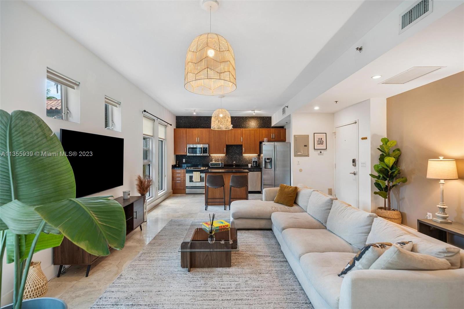 1545 Jefferson Ave # 106