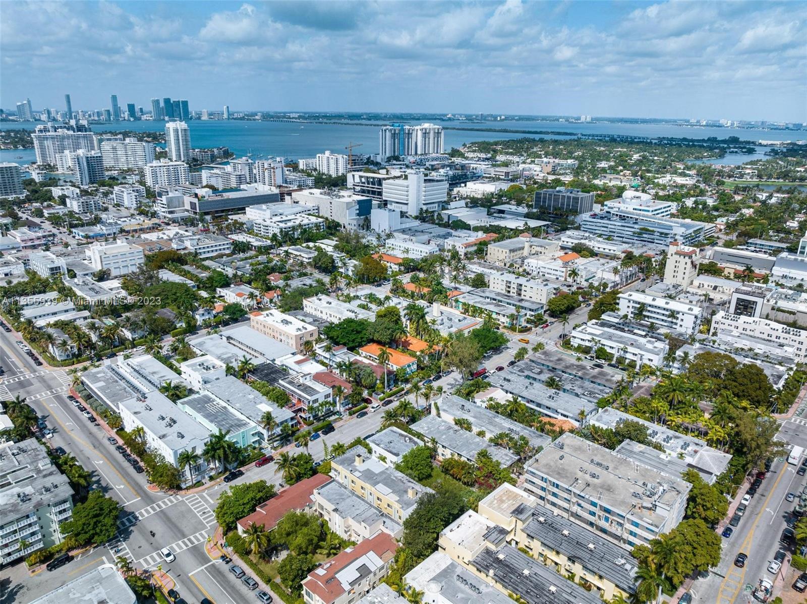 1545 Jefferson Ave # 106