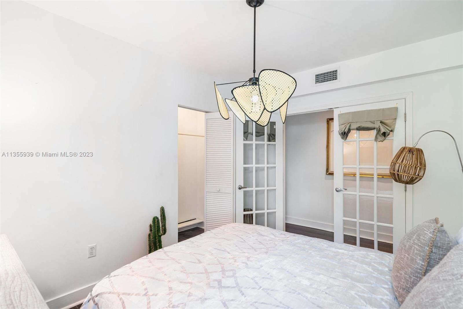 1545 Jefferson Ave # 106