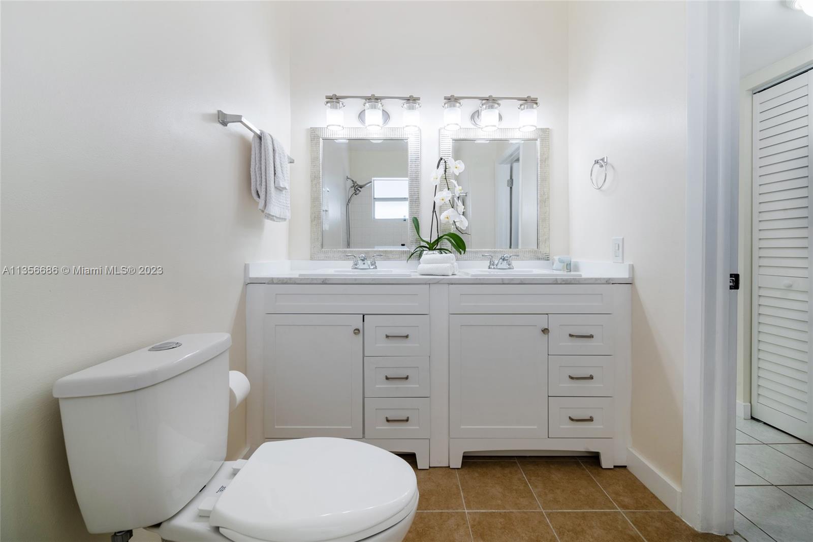 798 Crandon Blvd # B Unit: 56-B