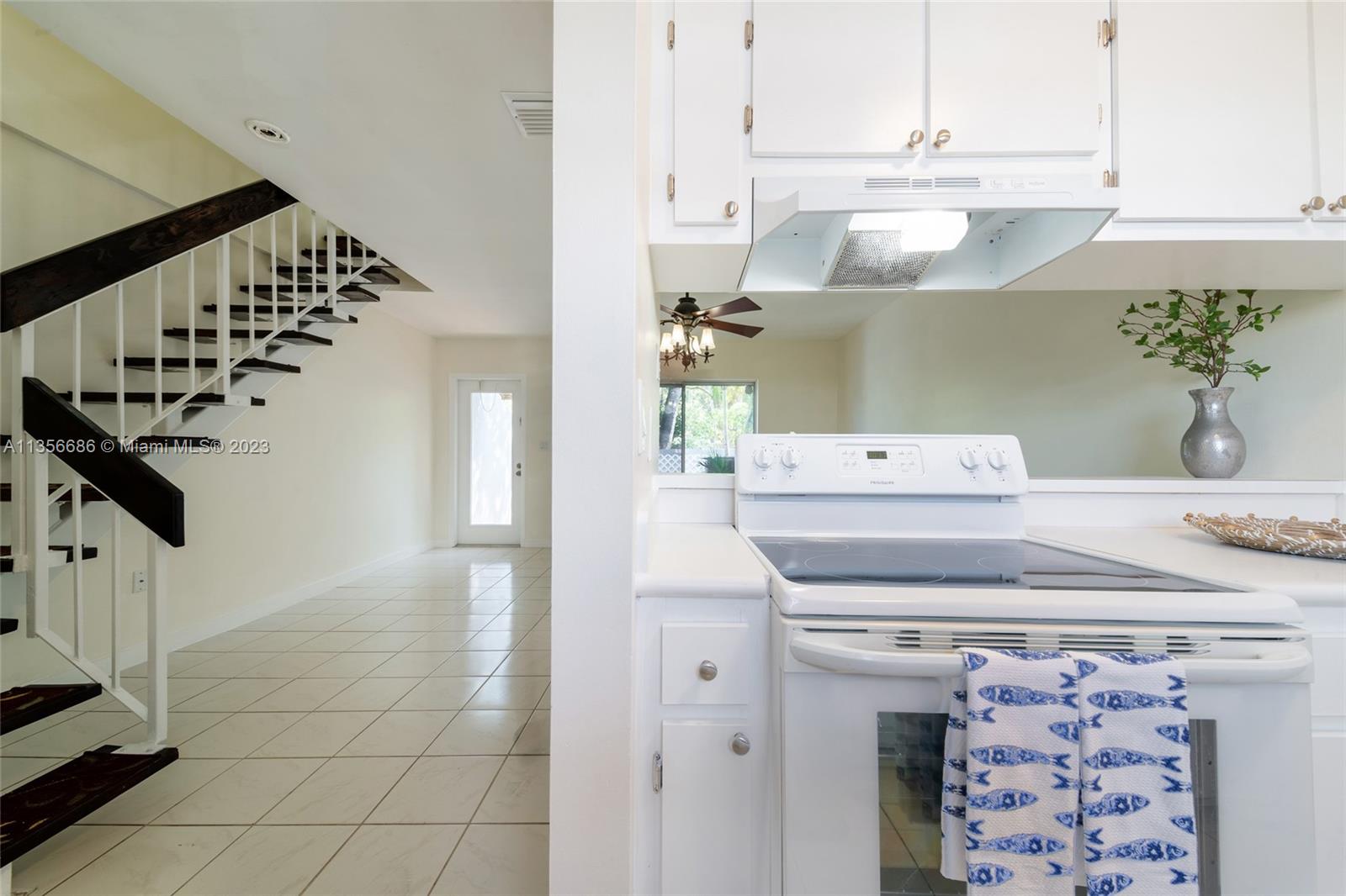 798 Crandon Blvd # B Unit: 56-B