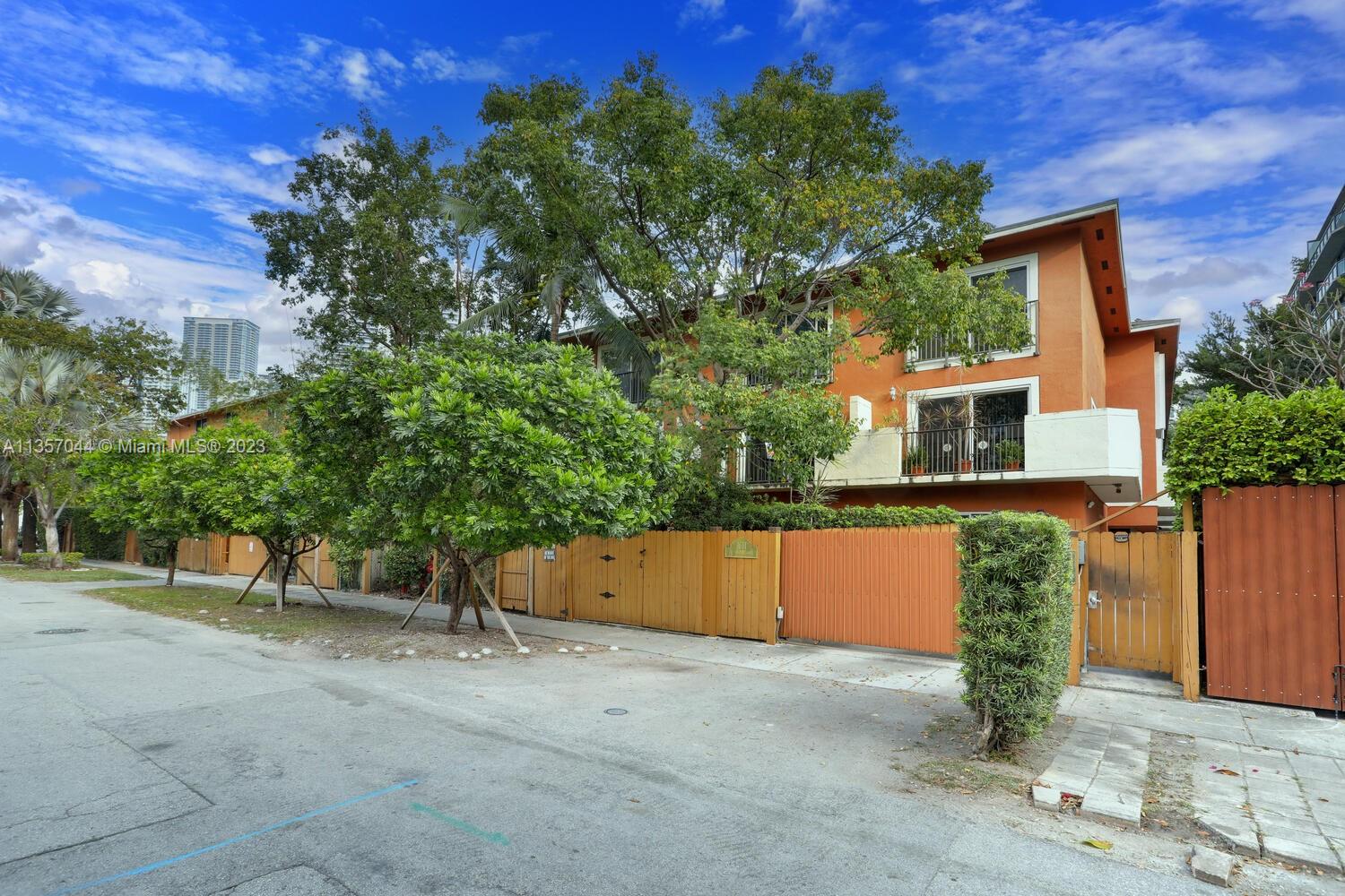 1611 SW 2nd Ct # A104