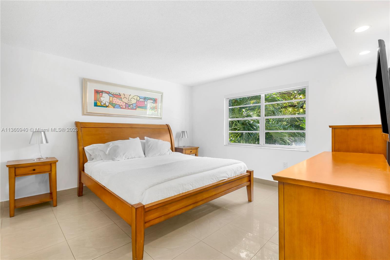 201 Jefferson Ave # 2B