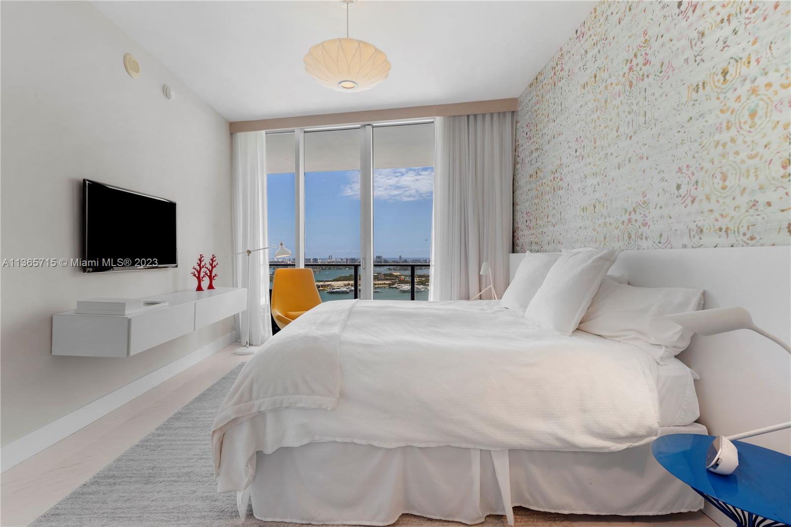 1100 Biscayne Blvd # 3203