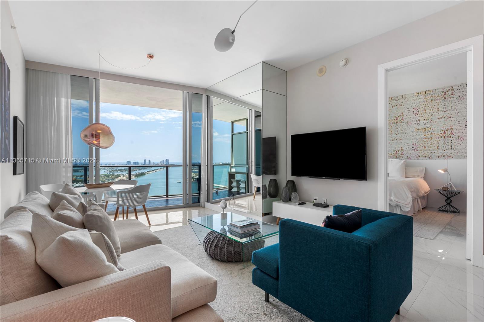 1100 Biscayne Blvd # 3203