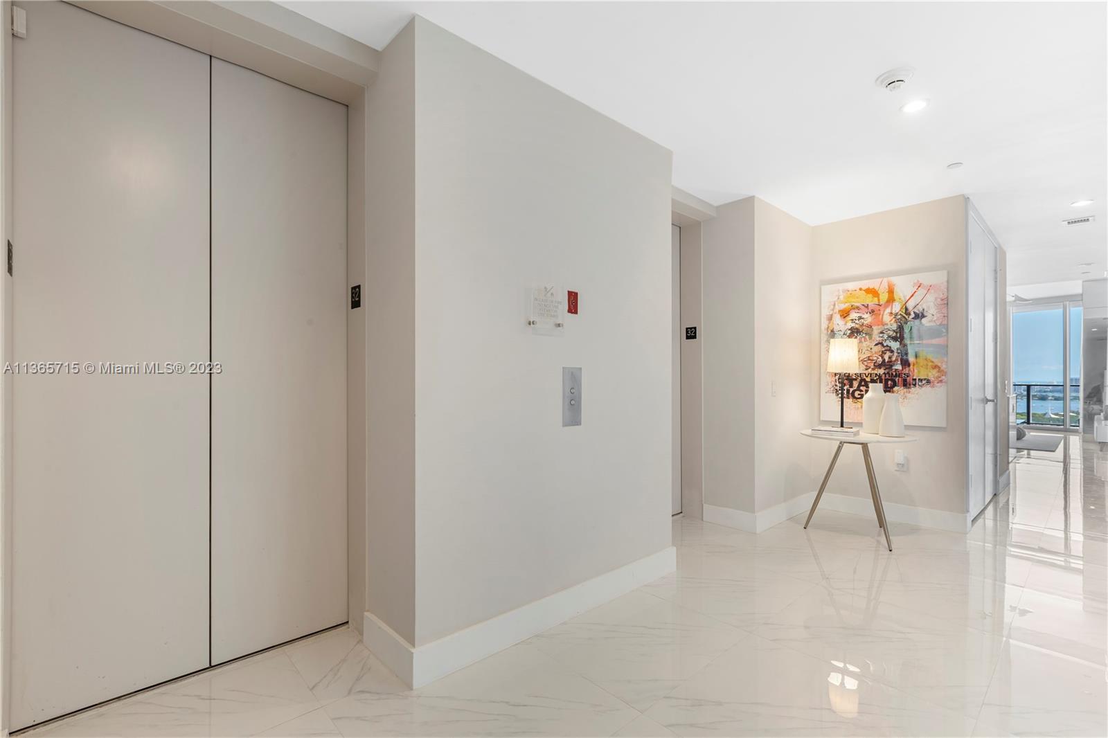 1100 Biscayne Blvd # 3203
