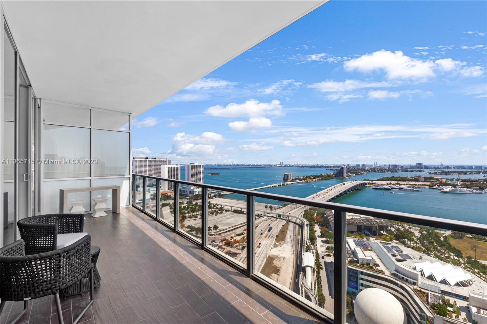 1100 Biscayne Blvd # 3203