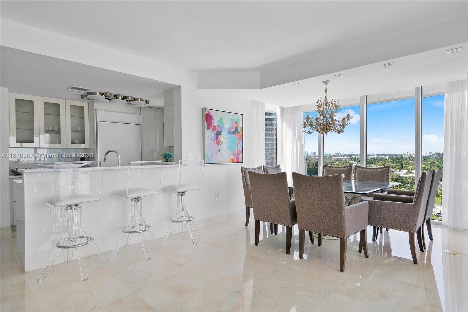 10275 Collins Ave # 922