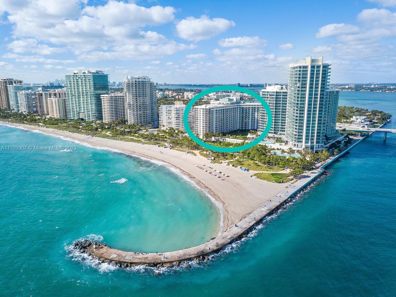 10275 Collins Ave # 922