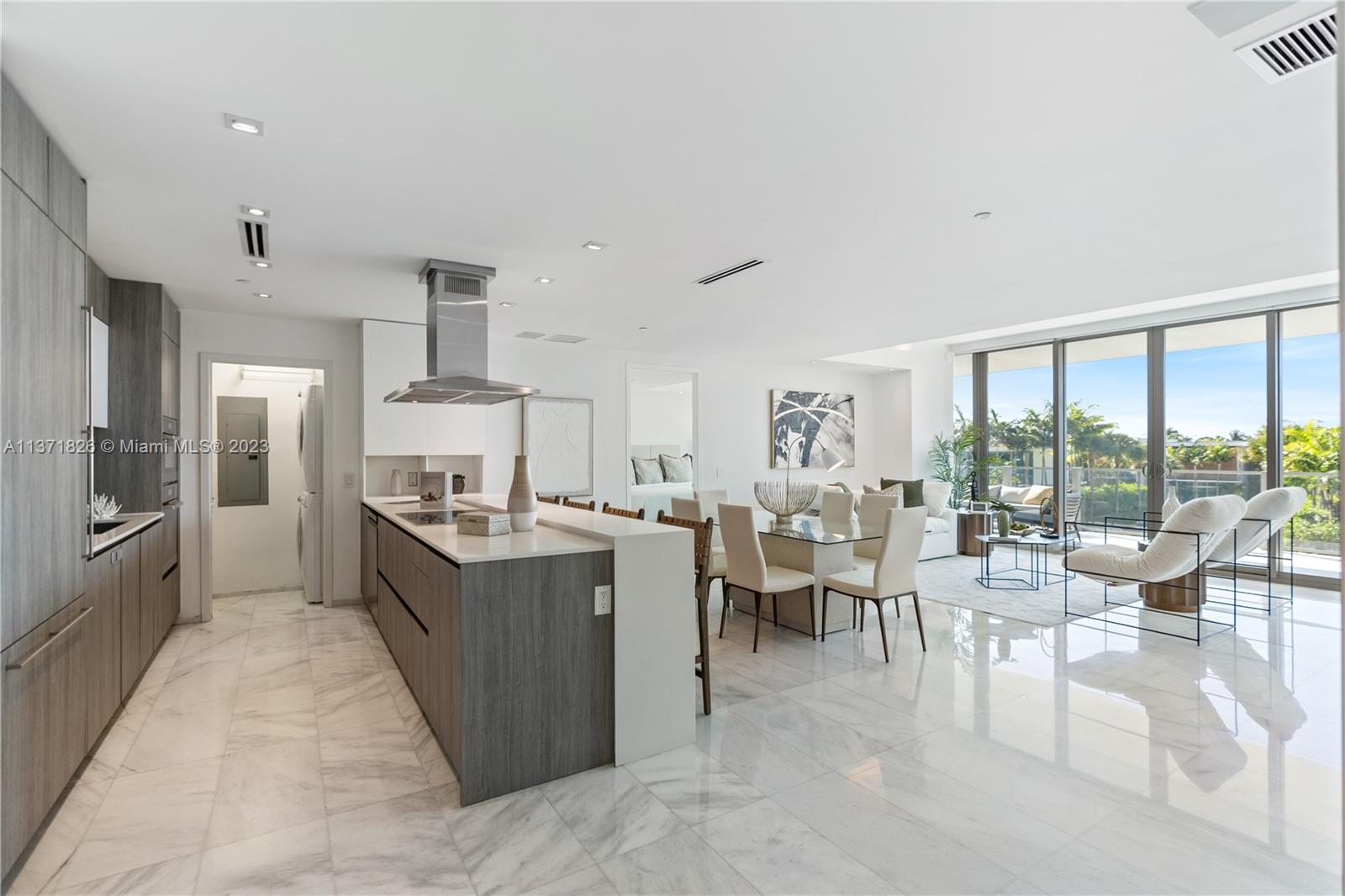 350 Ocean Dr # 305N