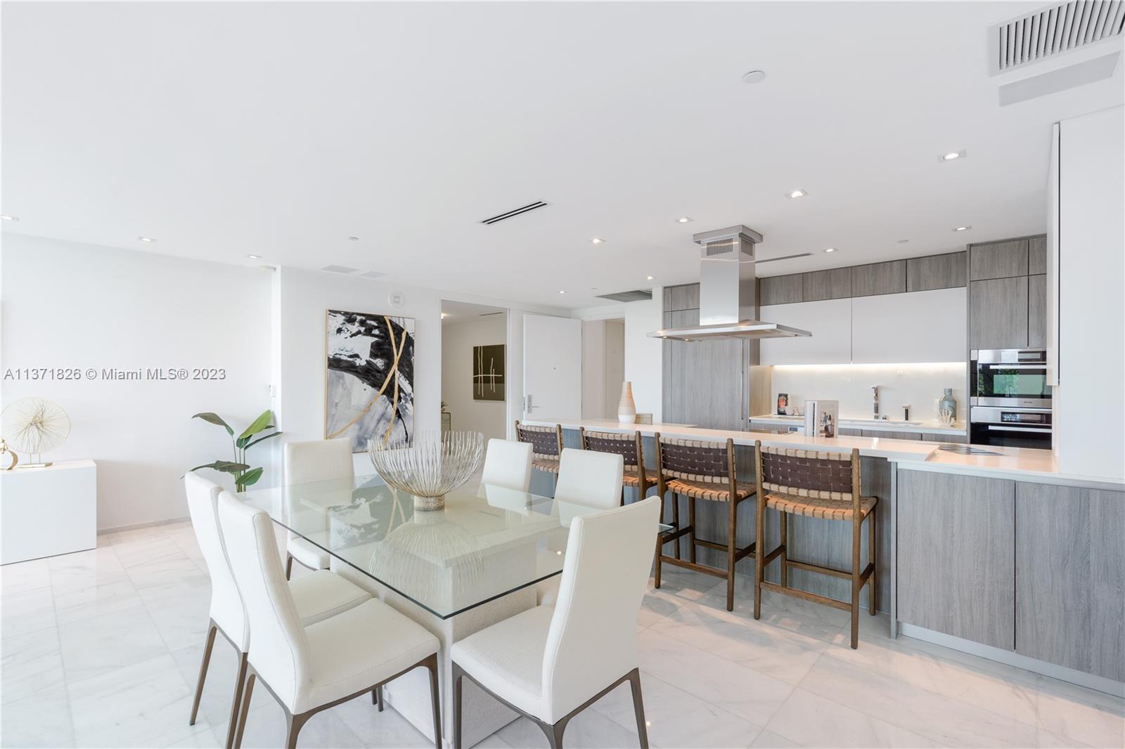 350 Ocean Dr # 305N