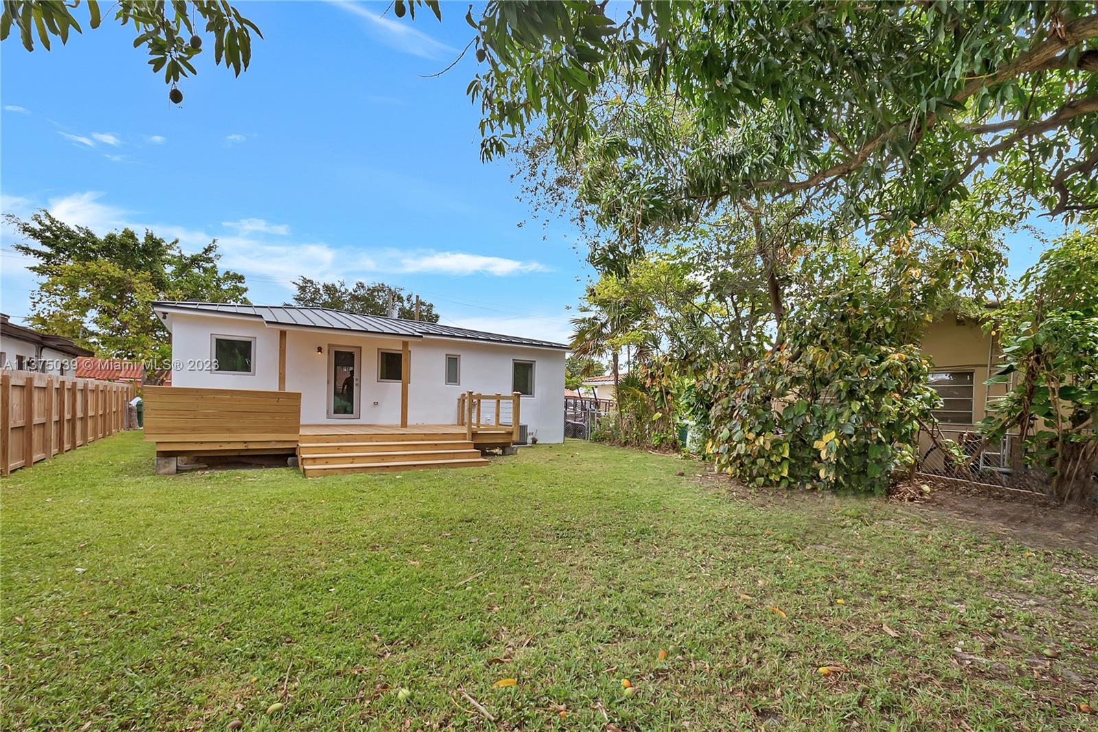 3050 SW 23rd Ter