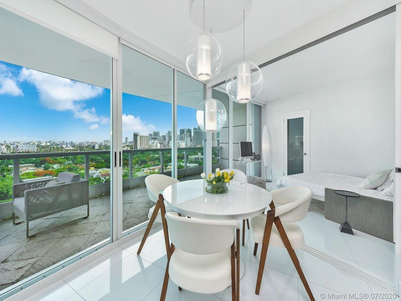 2127 Brickell Ave # 1606