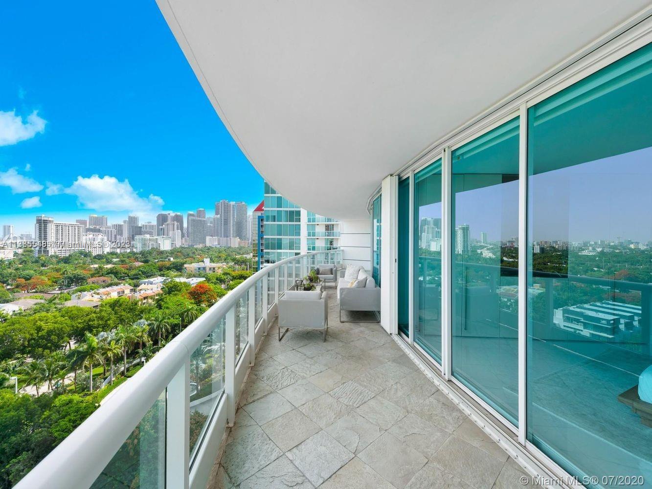 2127 Brickell Ave # 1606