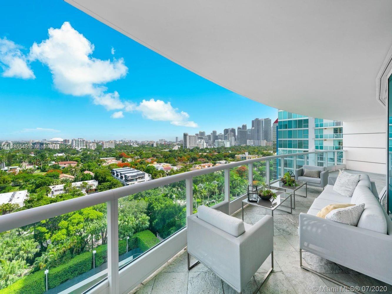 2127 Brickell Ave # 1606