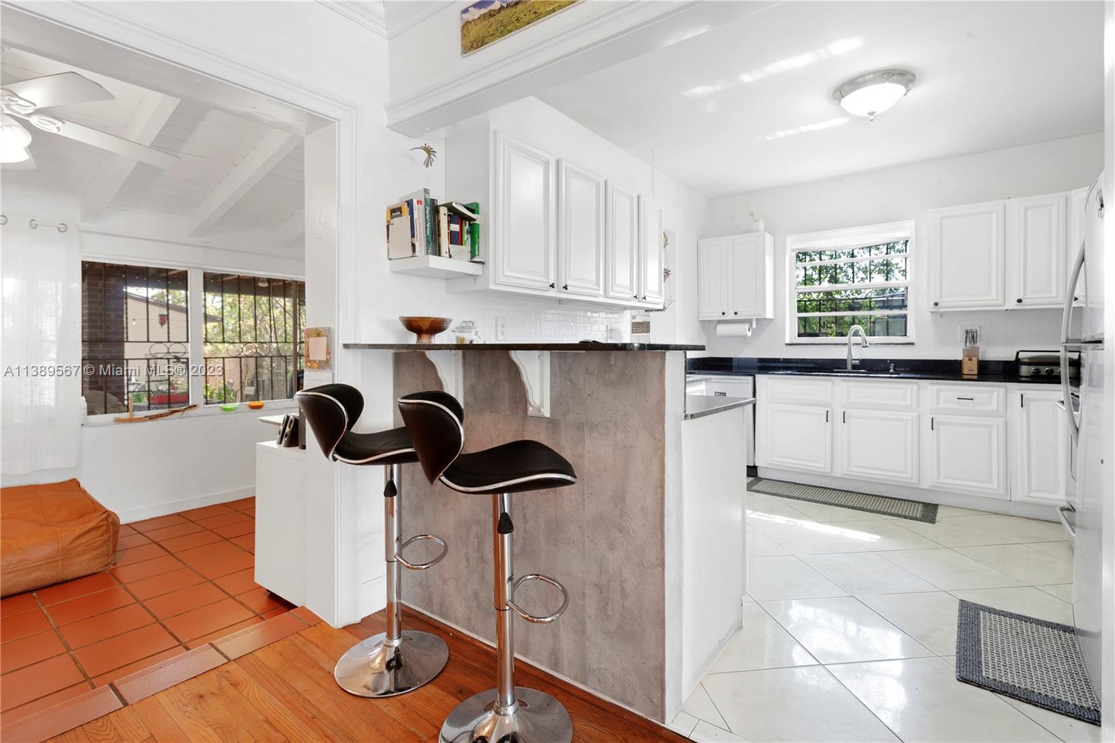 2214 SW 17th Ter