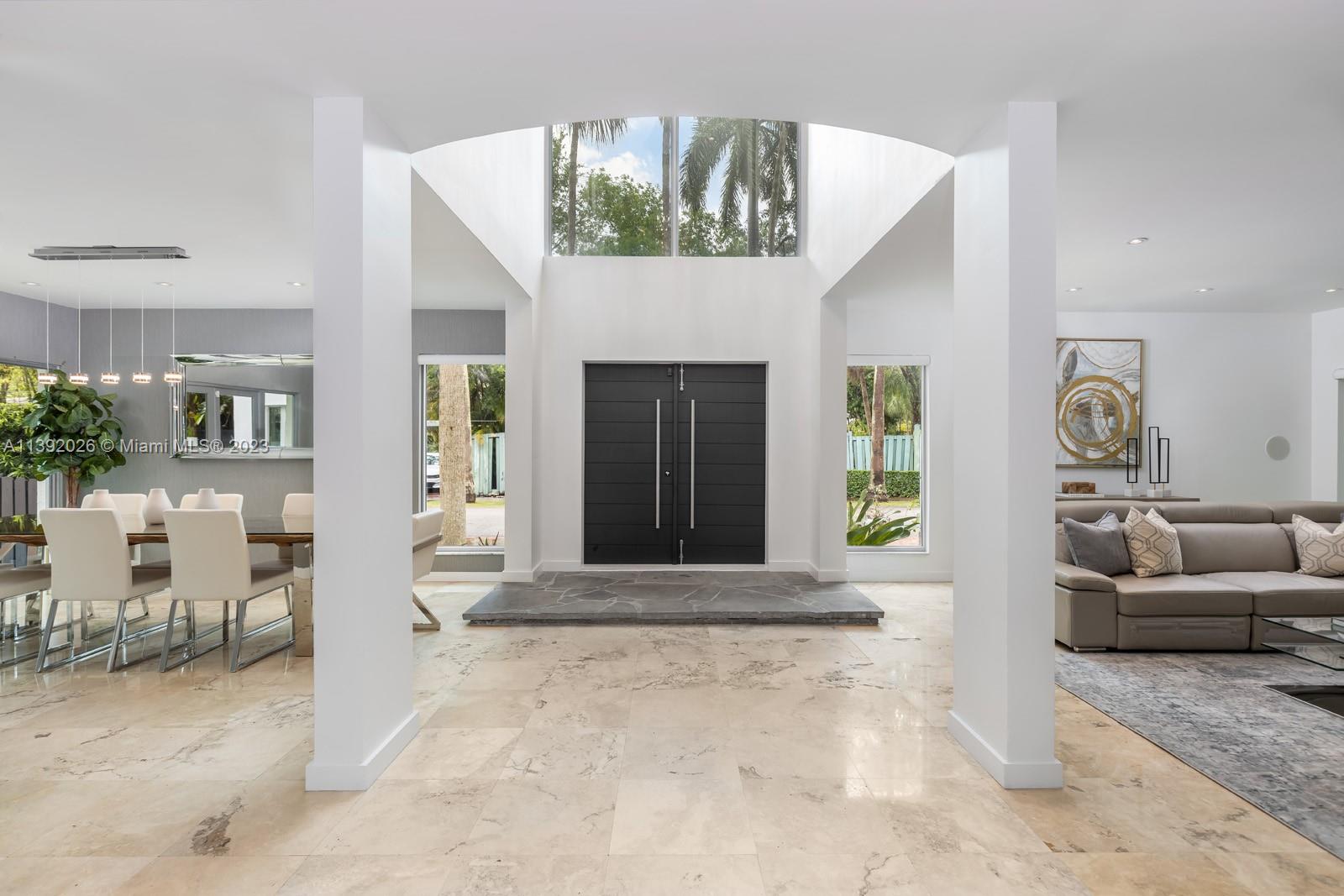 2800 Crystal Ct