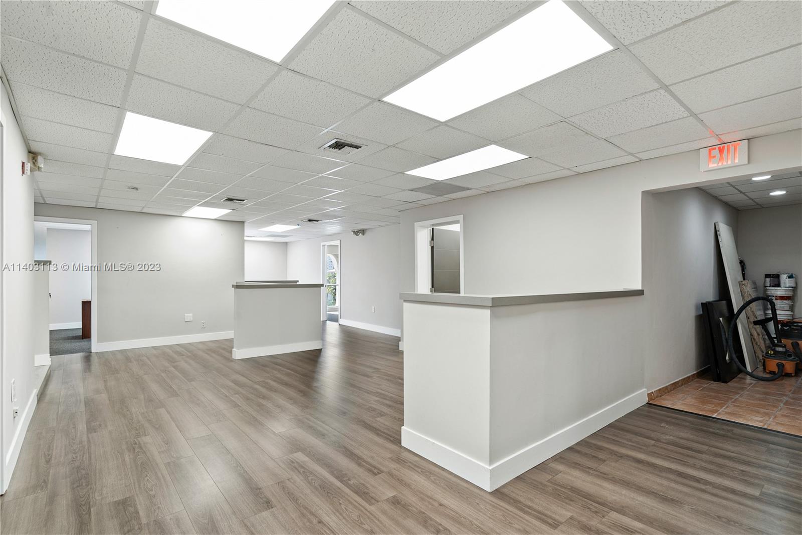 815 Ponce De Leon Blvd Unit: 3rd floor