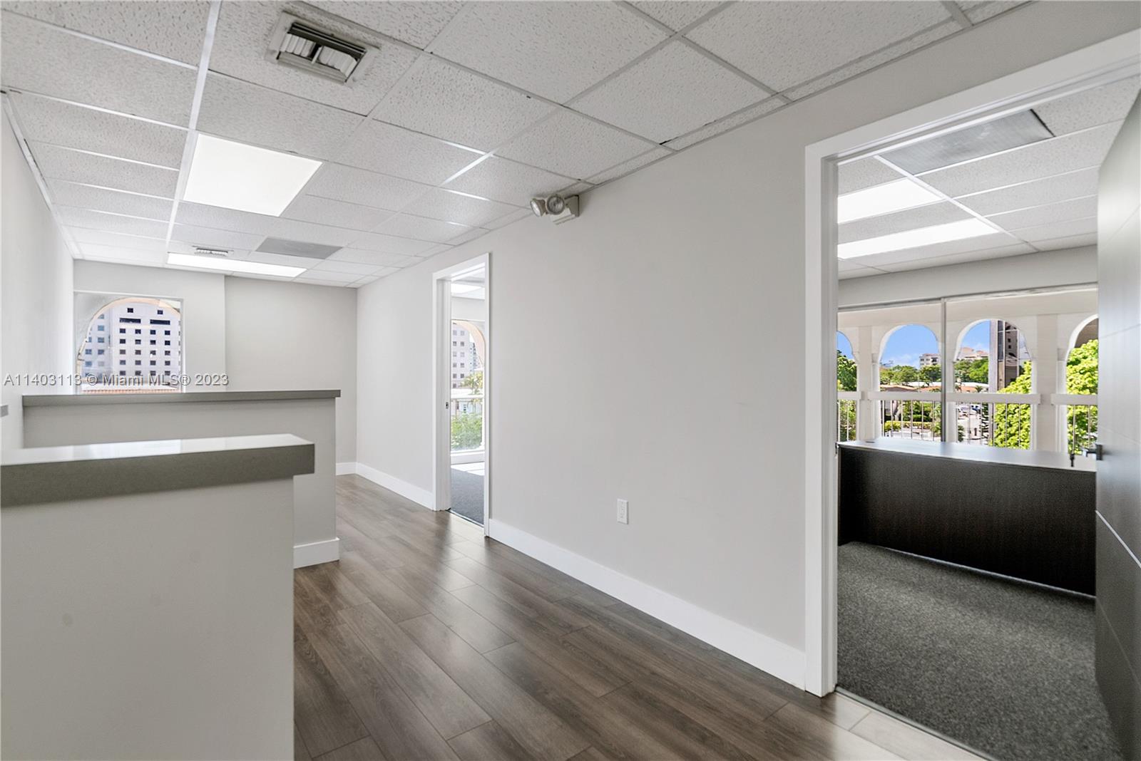 815 Ponce De Leon Blvd Unit: 3rd floor
