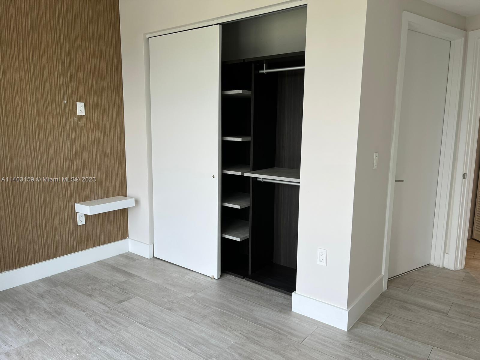 121 NE 34th St # 2101