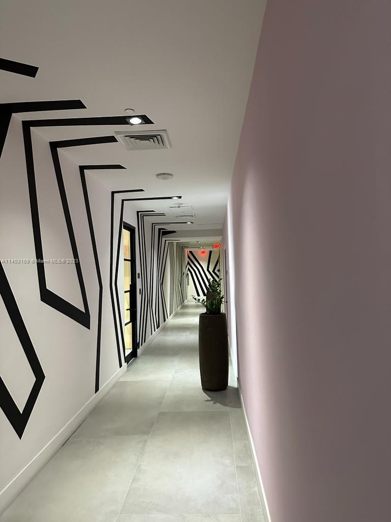 121 NE 34th St # 2101