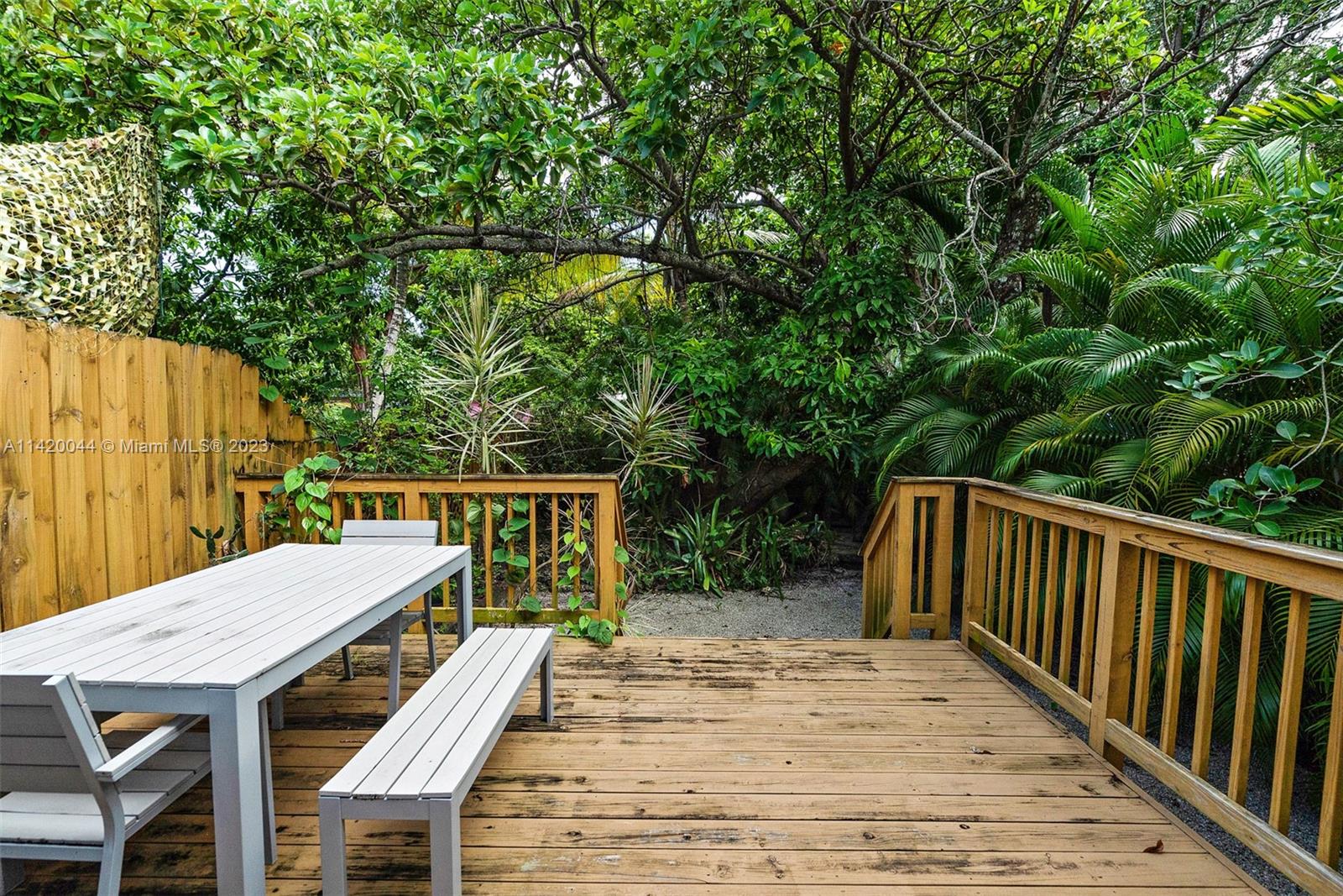 3564 Franklin Ave # 1