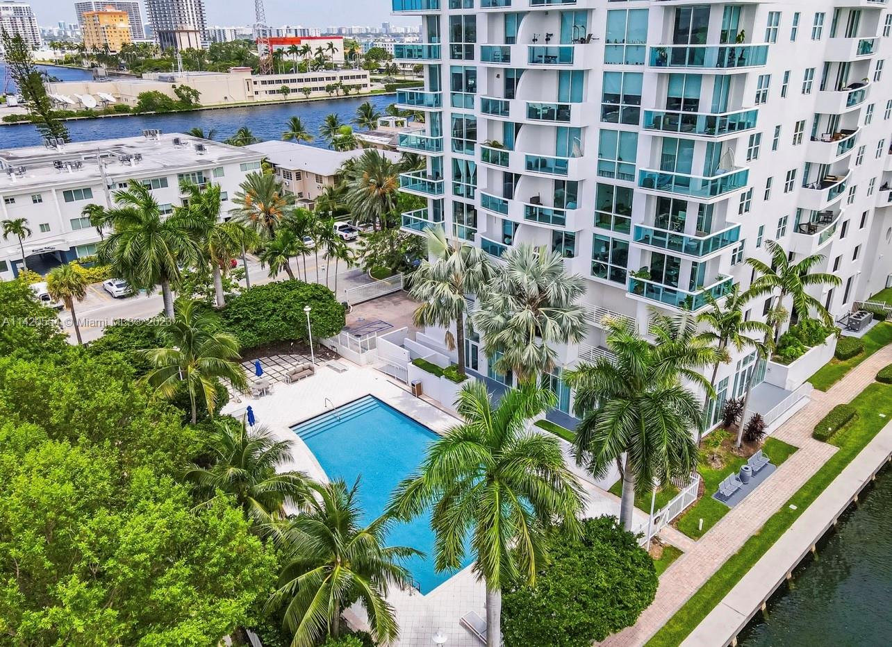 7918 Harbor Island Dr # 211