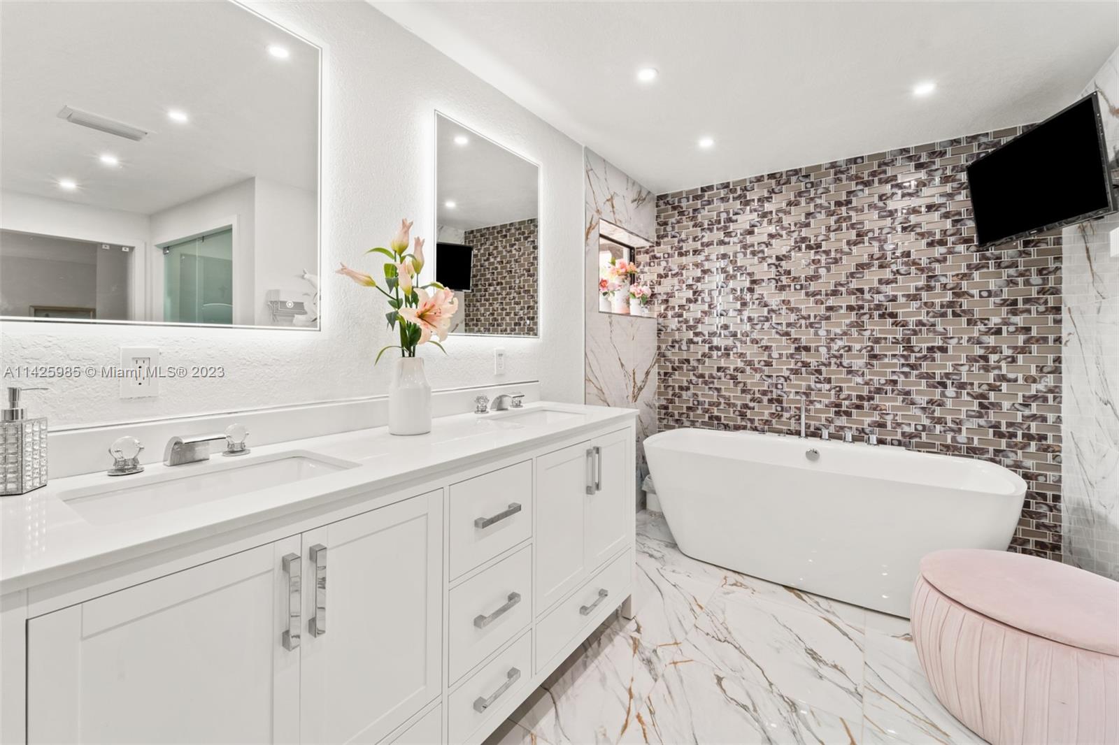 11860 SW 112th Ave Cir