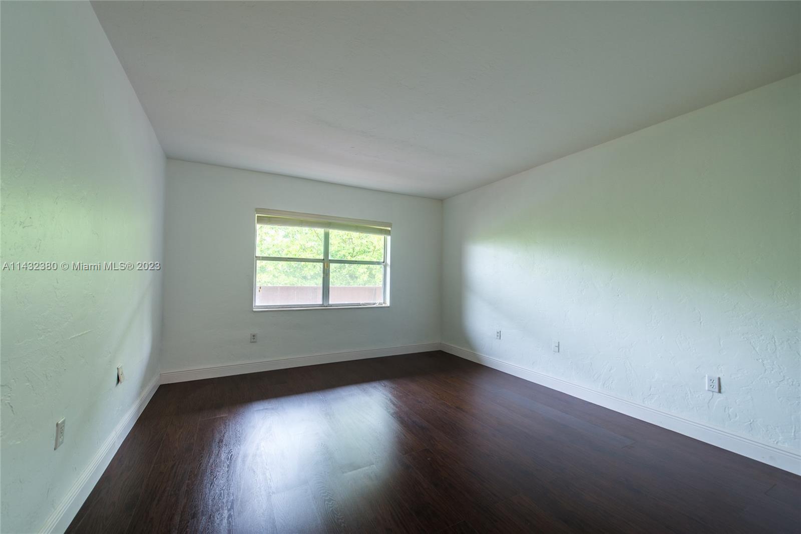 1205 Mariposa Ave # 431