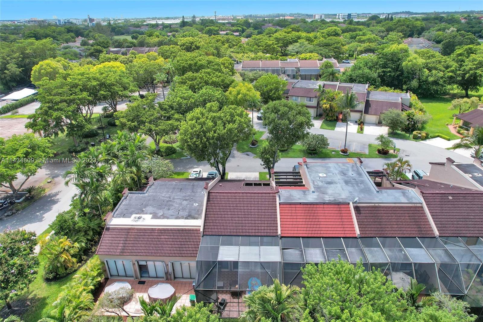 10003 Costa Del Sol Blvd # 67 Unit: E-67