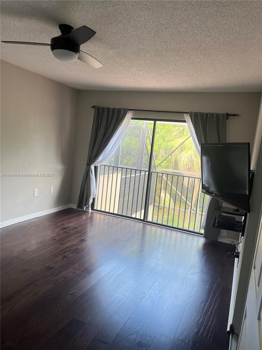 10003 Costa Del Sol Blvd # 67 Unit: E-67