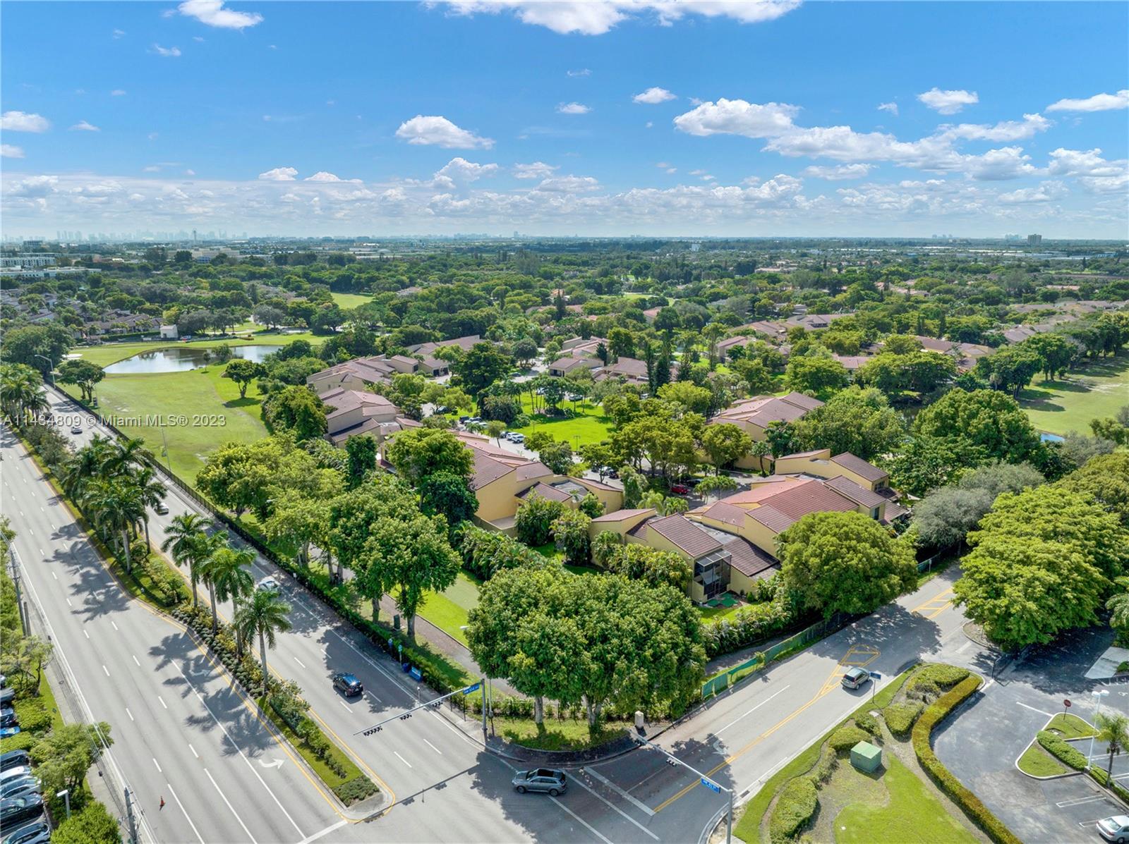 10003 Costa Del Sol Blvd # 67 Unit: E-67